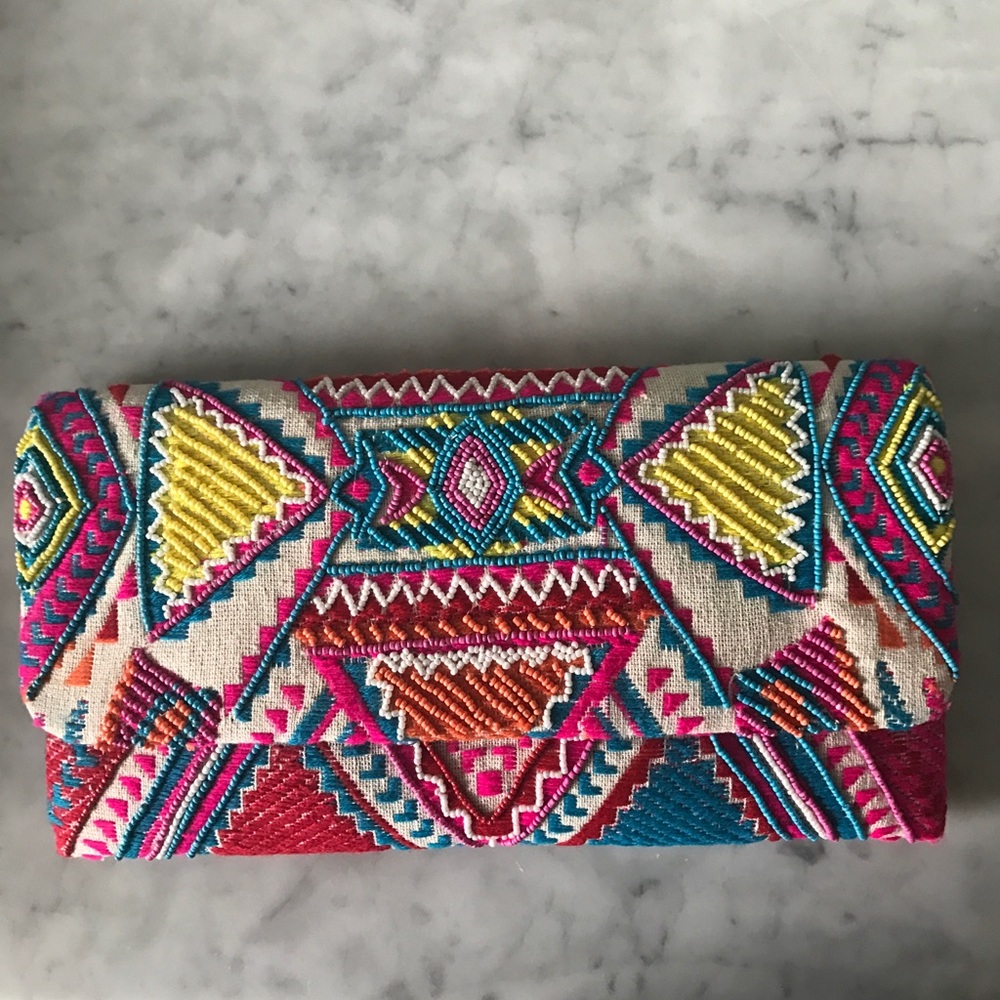 Moyna Multicolor Embroidered Clutch